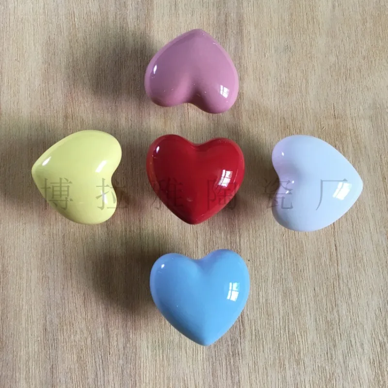 Heart Shaped Ceramic Knob Kids Wardrobe Handle Simple Cartoon Drawer Pull Knob For Cabinet Door