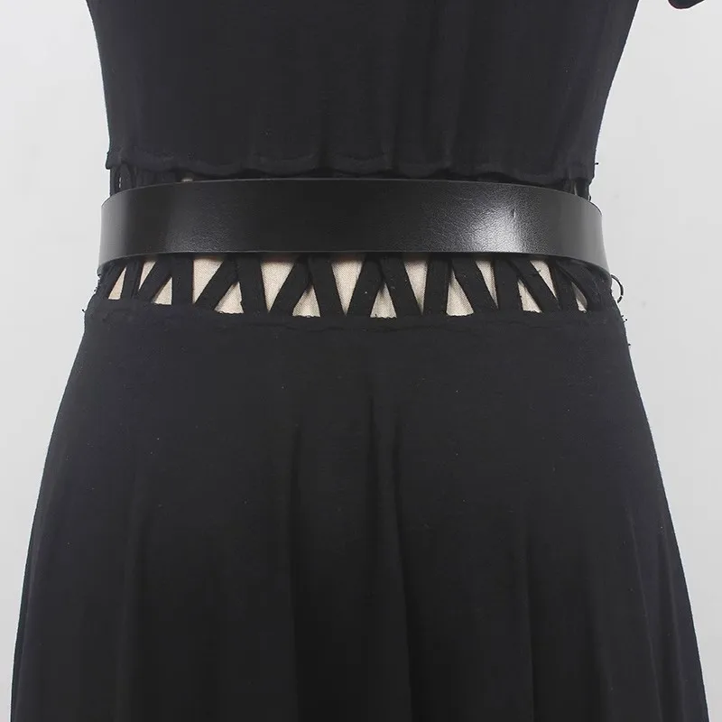 ผู้หญิงรันเวย์แฟชั่นหนังแท้สีดํา Cummerbunds หญิงชุดรัดตัวเข็มขัดตกแต่งเข็มขัดกว้าง R455