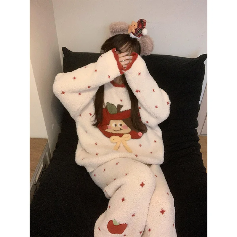 ชุดนอนผู้หญิงลายแอปเปิ้ลหวานๆ ผ้าถักผสมขนแกะแบบครึ่งตัว คอลเลคชั่นฤดูใบไม้ร่วง/ฤดูหนาว 2025 เสื้อสเวตเตอร์คอกลมลำลอง + กางเกงขายาว ชุดนอนใส่สบายๆ อยู่บ้าน