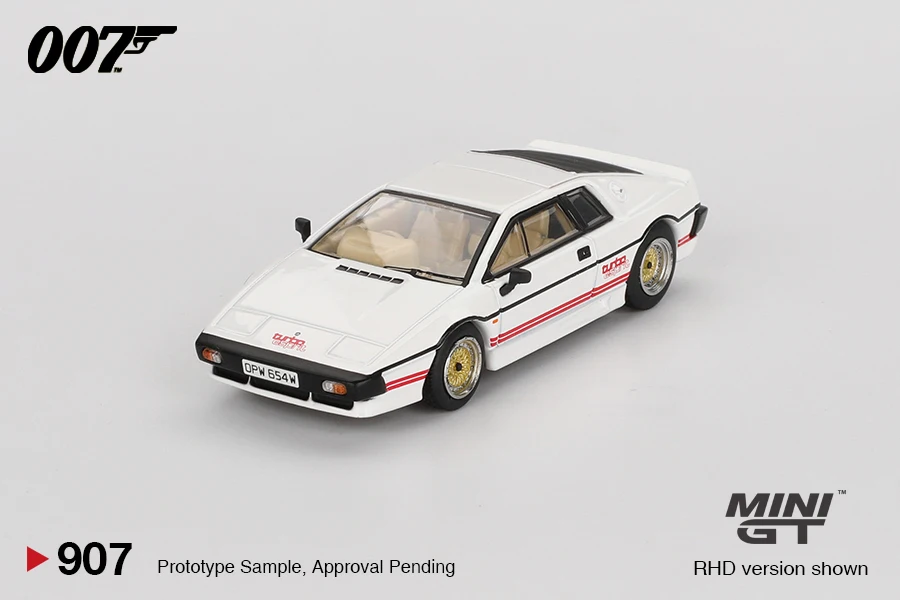 MINIGT 1/64 Lotus Esprit Turbo White for Your Eyes Only MGT00907-007 Car Alloy Vehicle Diecast Metal Model Kids Toys Boys