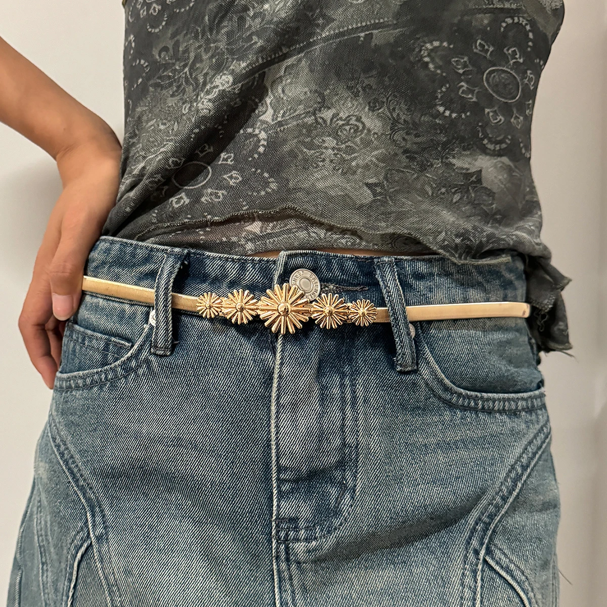 

Ремень женский с золотистой цепочкой, модный регулируемый пояс в стиле панк, роскошный брендовый эластичный для платьев