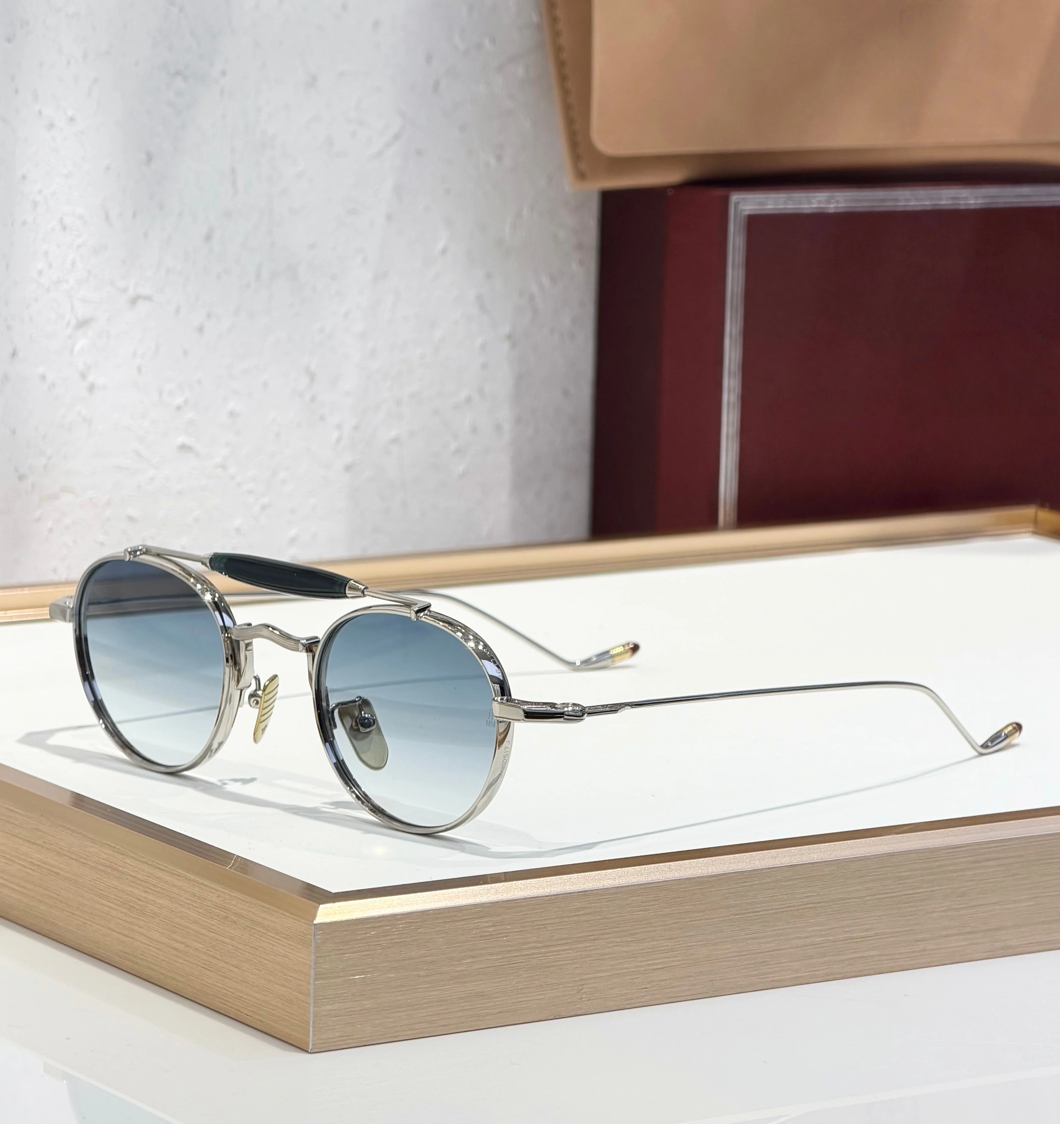  DASAN Top Quality Titanium Sunglasses Handmade Retro Double Bridge Acetate Brow Bar Lightweight Small Frame UV400 Shades