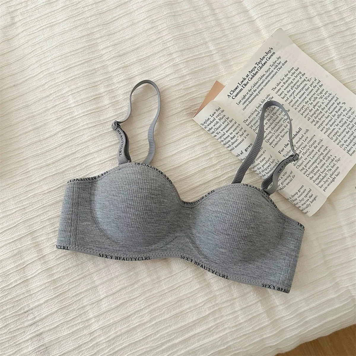 حمالة صدر BANERDANNI بدون خياطة لـ Petite - خفيفة الوزن ومريحة للغاية، ملابس داخلية عصرية لعام 2025، رغبة نقية، للنساء المراهقات/الشباب #1