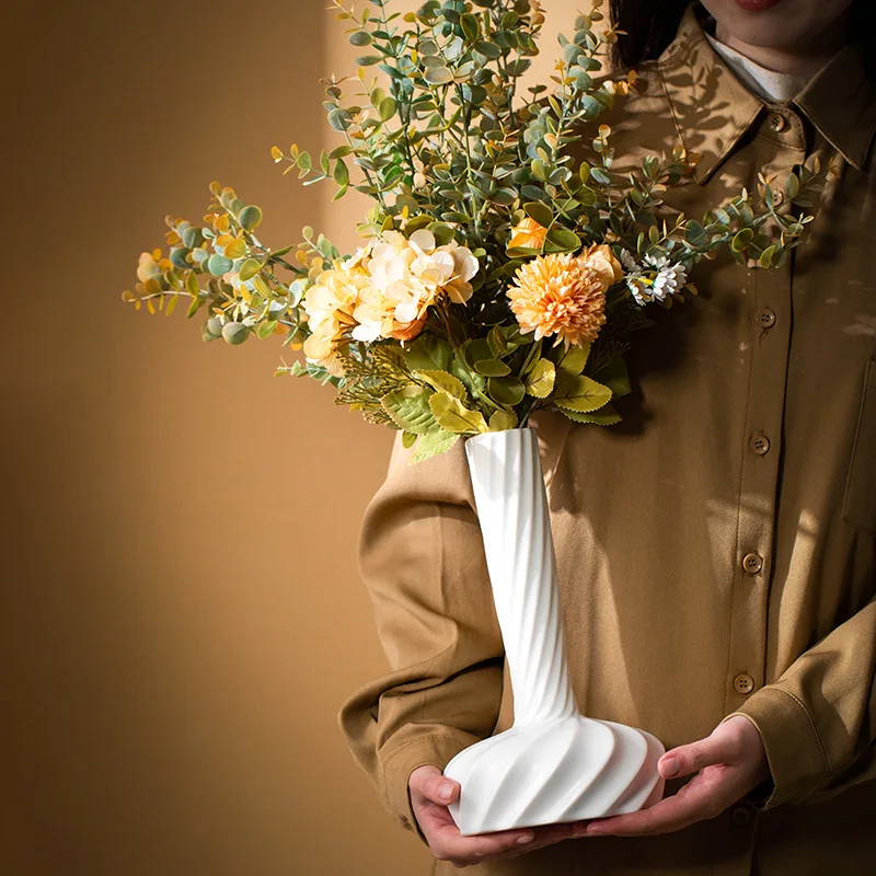 French Cream Swirl Macaron Ceramic Vase, Minimalist Living Room Decor for Hydroponics, Fresh & Dried Flowers