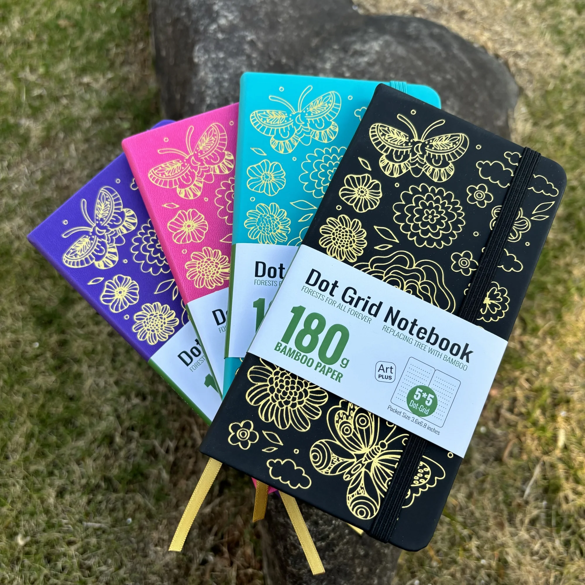 BUKE Bujo B6 Dotted Journal Dot Grid-Notizbuch, Taschenformat und 180 g/m2 Bambuspapier, 80 Seiten mit Schmetterling und Blüte – Detail 8