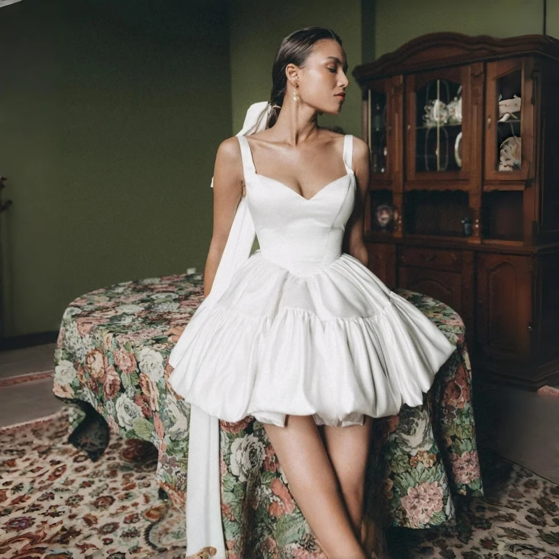 abito-da-sposa-classico-mini-in-raso-semplice-e-sexy-senza-maniche-con-spalline-sottili-pieghettato-senza-spalline-con-schiena-scoperta-personalizzabile