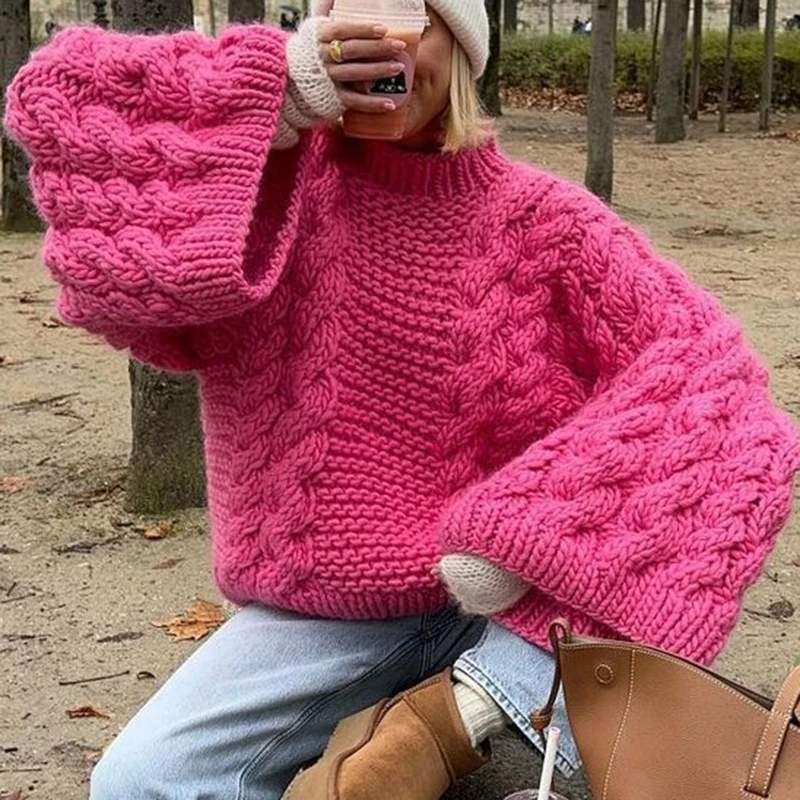 เสื้อสเวตเตอร์ไหมพรมคอโอทรงหลวมสำหรับผู้หญิง ฤดูใบไม้ร่วง ฤดูหนาว ปี 2026 แขนบาน ดีไซน์บิดเกลียว เสื้อพูลโอเวอร์ สตรีทแวร์ สไตล์วินเทจ
