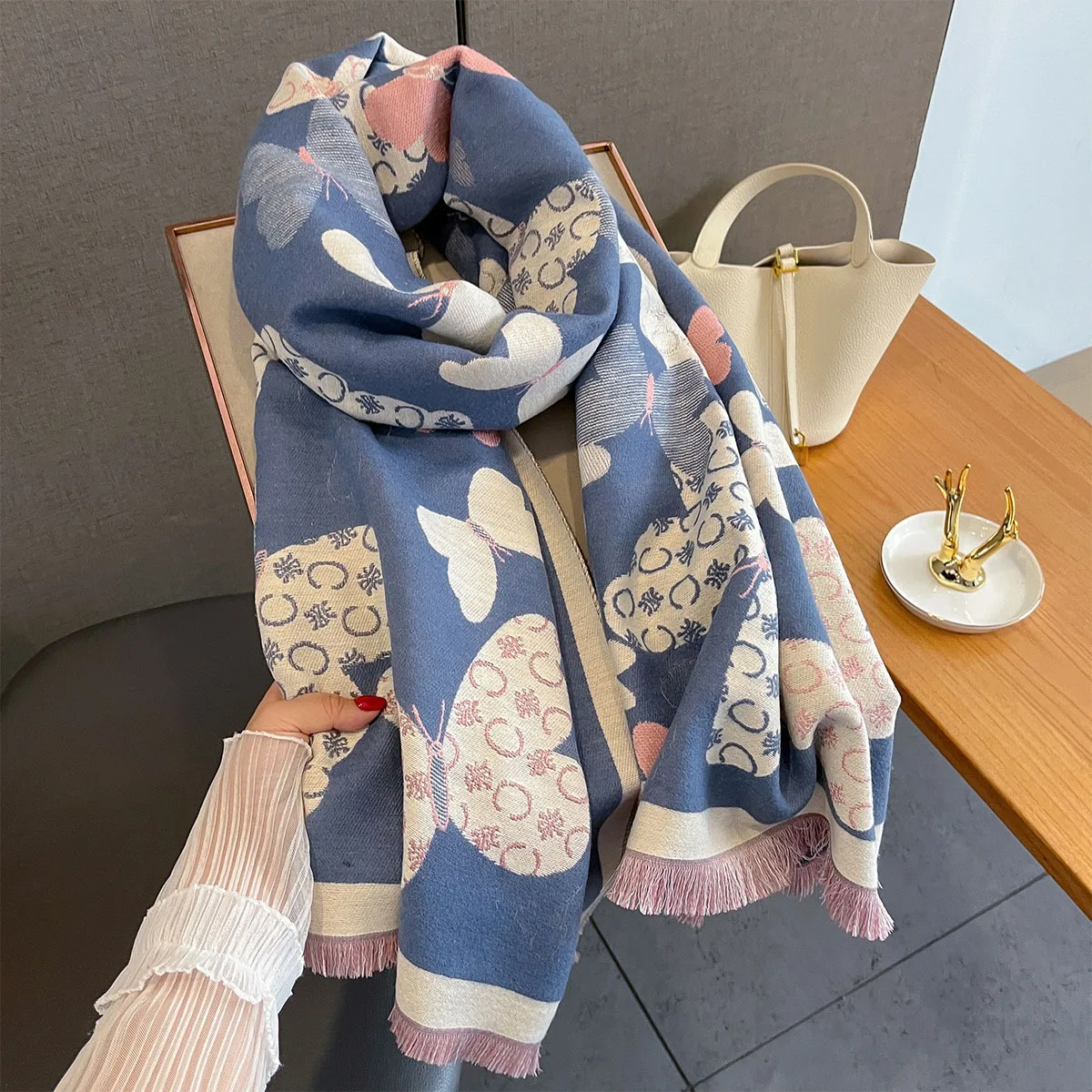 Manta gruesa y cálida de Cachemira para mujer, bufanda con estampado Retro, chal de lujo a la moda para invierno, Poncho Echarpe Pashmina