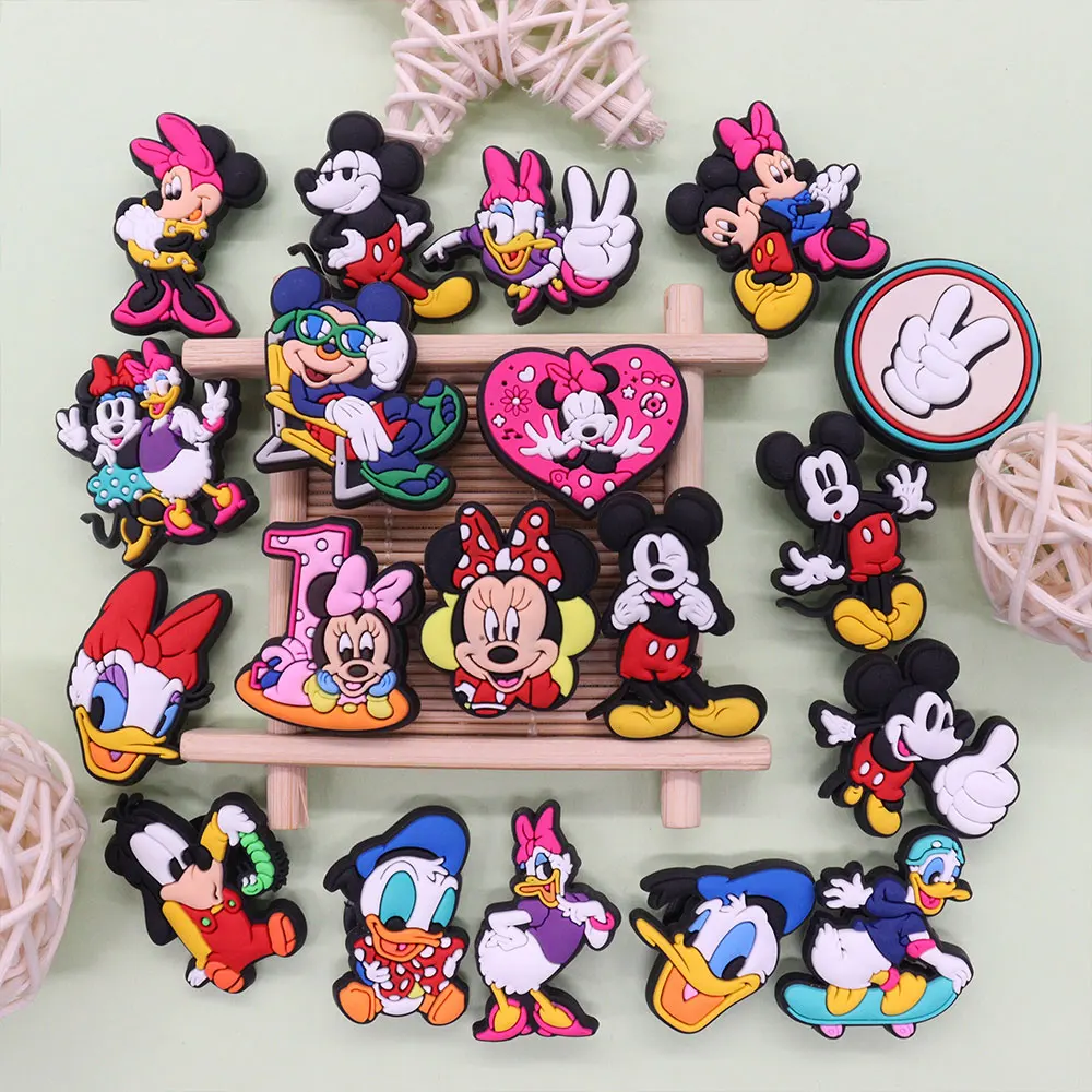 New Arrival 1pcs Shoe Charms Disney Mickey Minnie Donald Duck Daisy Accessories PVC Shoes Buckle Fit Wristbands Birthday Present