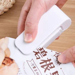 Mini Bag Sealer Heat Bag Packaging Sealer Handheld Heat Vacuum Sealer Portable Bag Sealing Machine Food Snacks Storage Tools