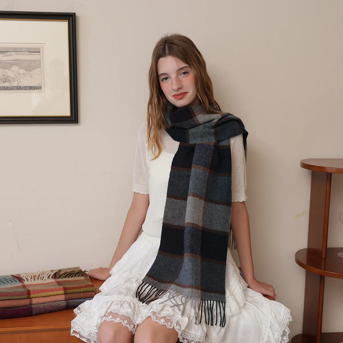 

2025 winter new vintage 100% wool color-blocked British grid fringed scarf couple's thickened warm outer neck warmer scarf