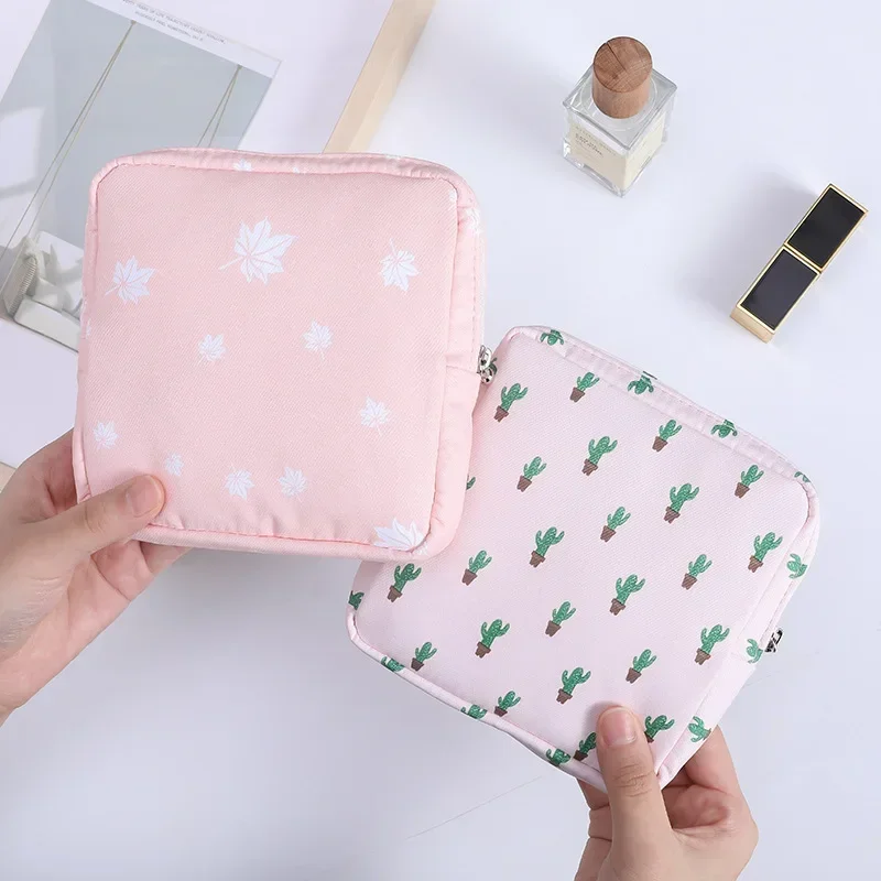 Large Capacity Simple Portable Sanitary Napkin Pads Organizer Female Tampon Pouch Mini Cute Cosmetic Makeup Storage Bag Purse