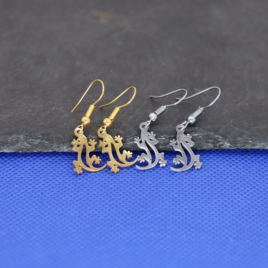 New style fashionable stainless steel gecko pendant earrings for women, featuring hip-hop style, highly versatile and suitable f