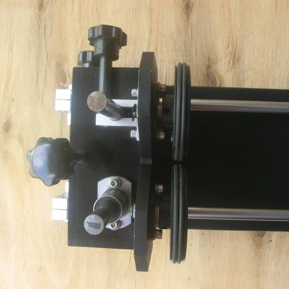 TLF 4 عجلة الأسطوانة نوع حافة محرك تركيبات دوارة مرفق محور دوران لأشياء أسطوانية في حفارة ثاني أكسيد الكربون