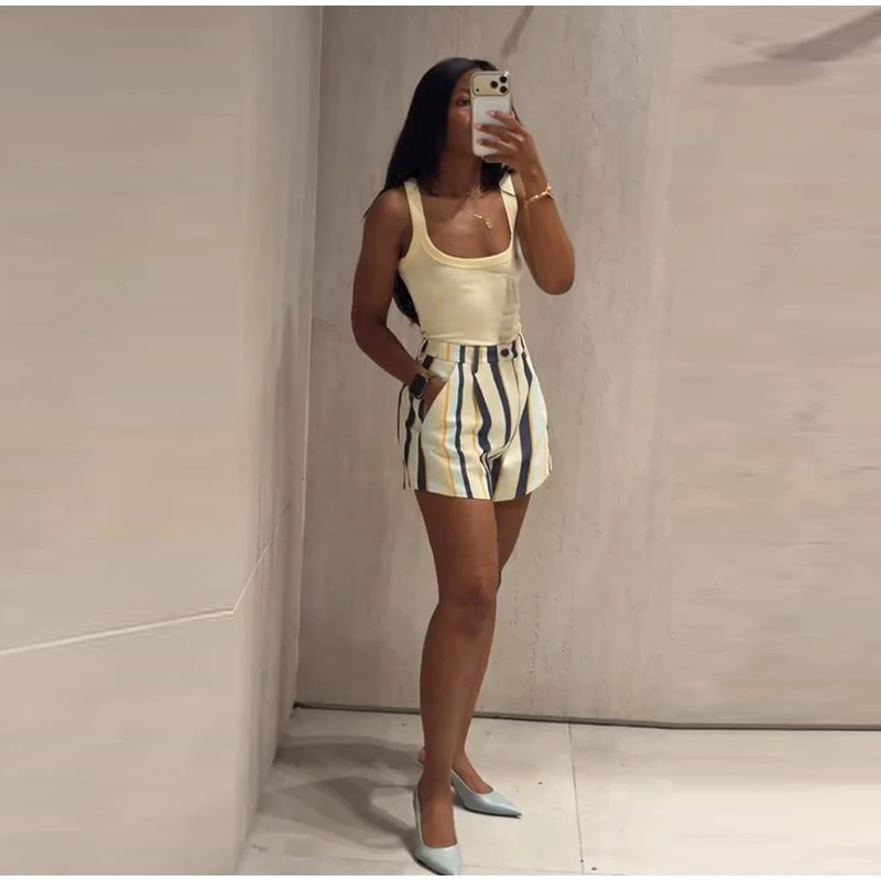 Striped High-Waisted Pocket Shorts — product information 3