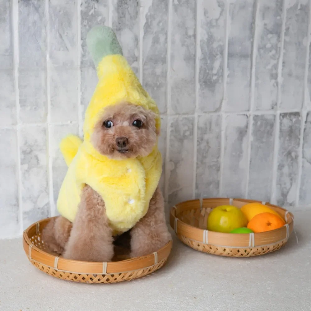 Vestido de invierno de transformación de plátano para mascotas, divertido vestido de Halloween, ropa de peluche cálida para perros y gatos, abrigo