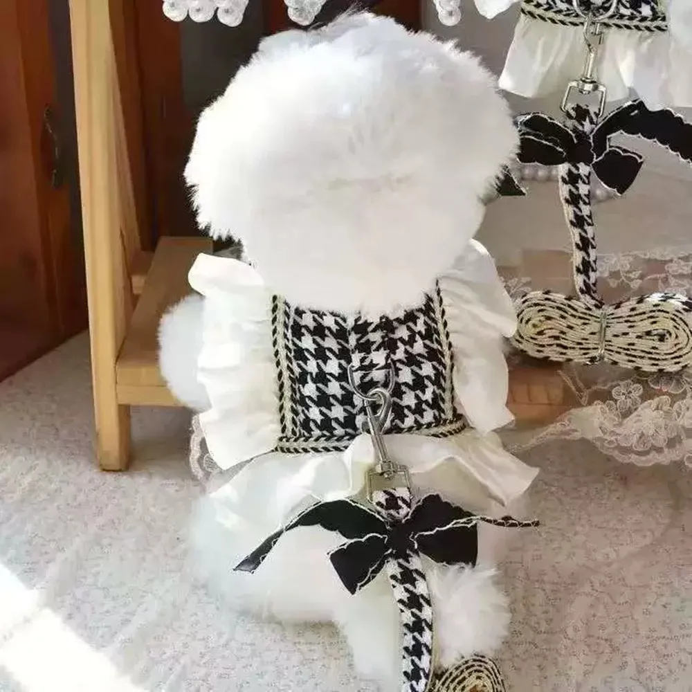 

Classic Brand Style Pet Harness Skirt Leash Set For Cats And Dogs