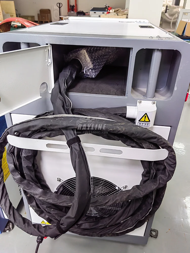 

automobile rust removal Cleaning Rusty laser cleaning machine Metal Surface Raycus Car boat Oxide Layer Removal CE Certificate