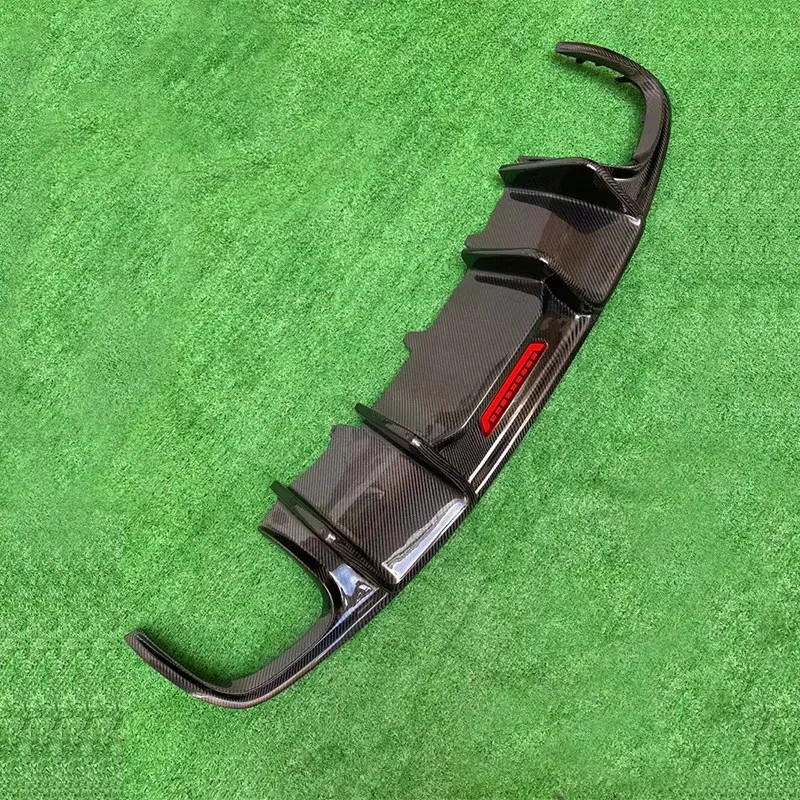 Luxury KB Style Real Carbon Fiber Rear Bumper Lip Diffuser Spoiler With Rear Lamp Conversion Body Kit for Audi A4 S4 B8.5