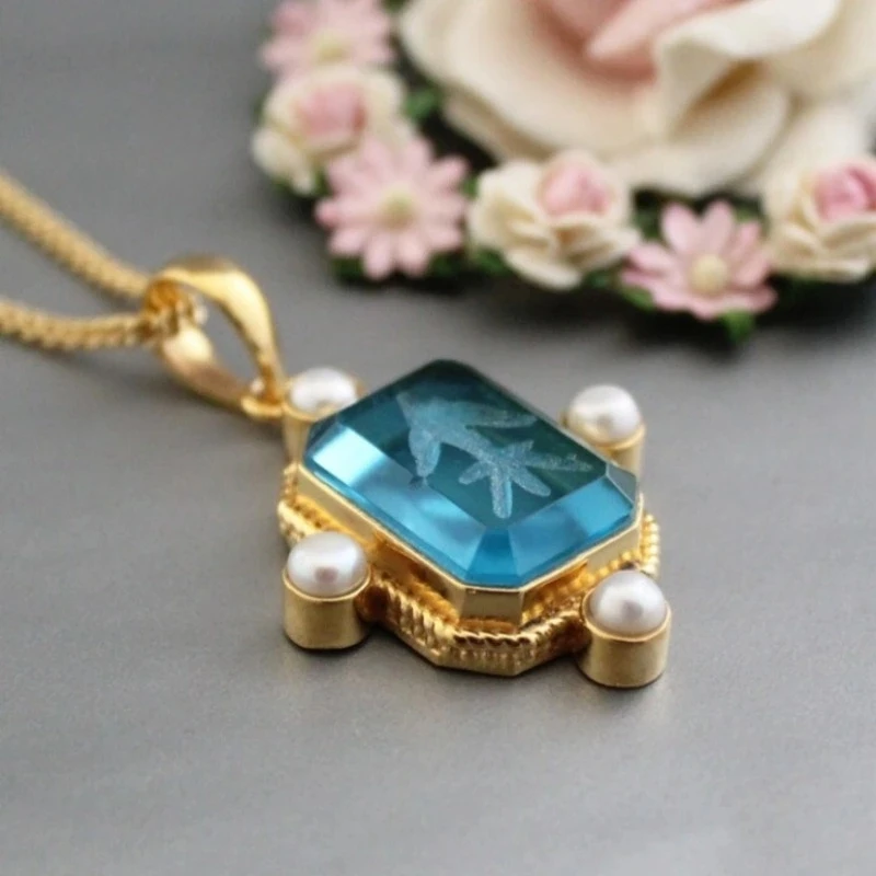 Vintage Love Women lovely temperament necklace suitable for women wedding banquets or festive souvenir gifts