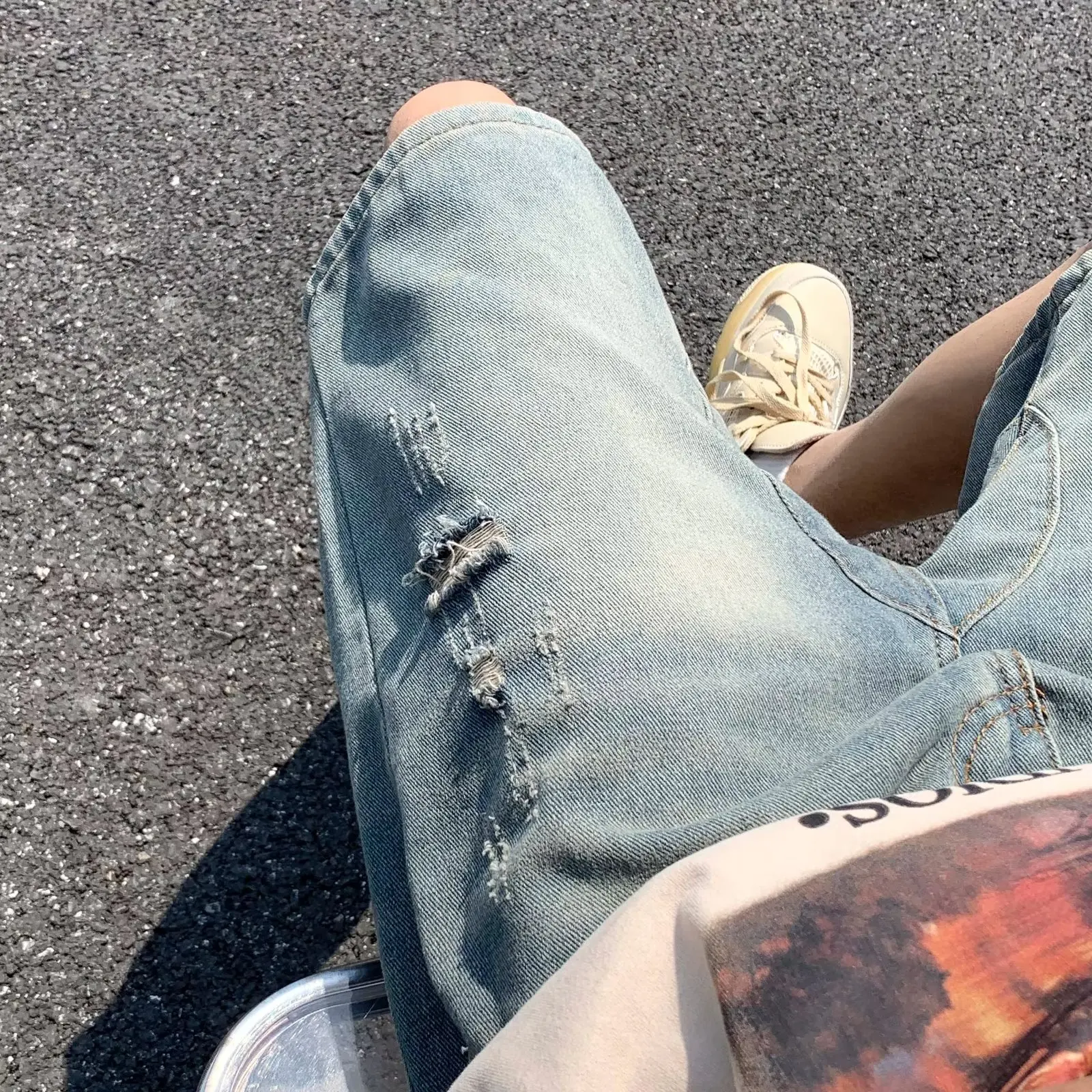 

American Vibe Loose Fit Straight Leg Jeans Shorts Men's Fashion Wide Leg Large Size Cool Hole Middle Length Casual Shorts
