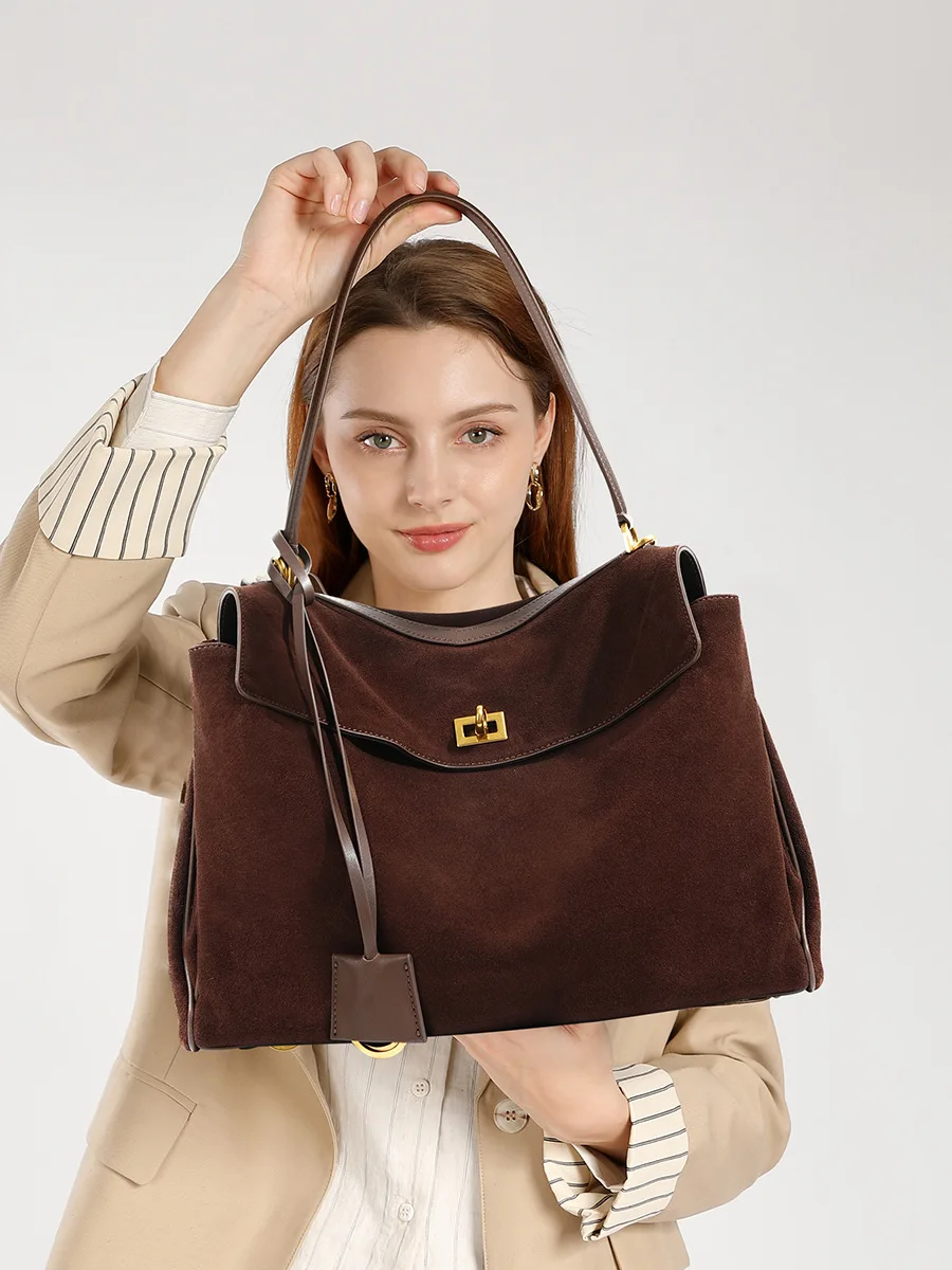 

Autumn and winter large capacity crossbody women's bag, leather high-end feeling, underarm suede new handbag tote bag