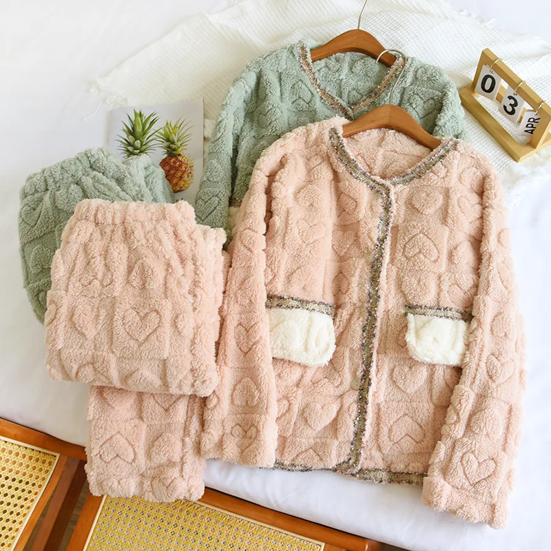 

New Autumn and Winter Coral Fleece Women's Thickened Pajamas with Round Neck Cardigan Soft and Warm Flannel Small Fragrant Home