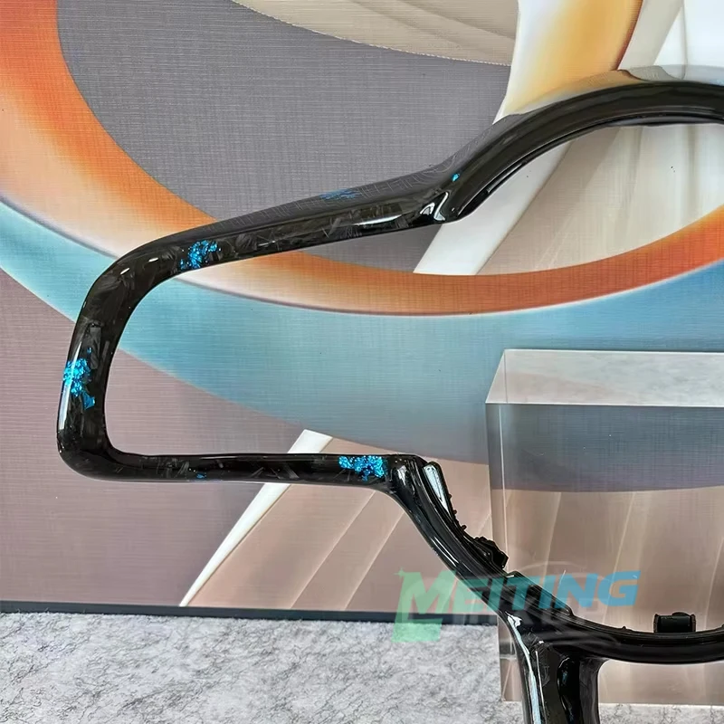 Suitable for Volkswagen Golf 7, MK7 Tiguan, forged carbon fiber steering wheel decorative frame automotive parts