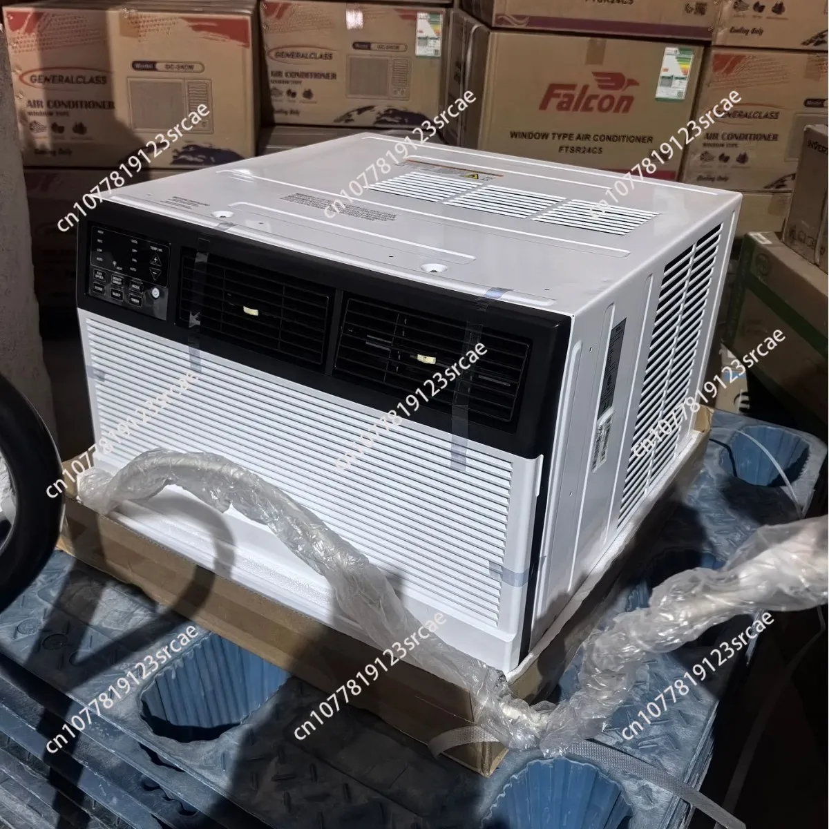 Window air conditioner 220V~ 50/60Hz 24000Btu 3HP single cooling/heating R32