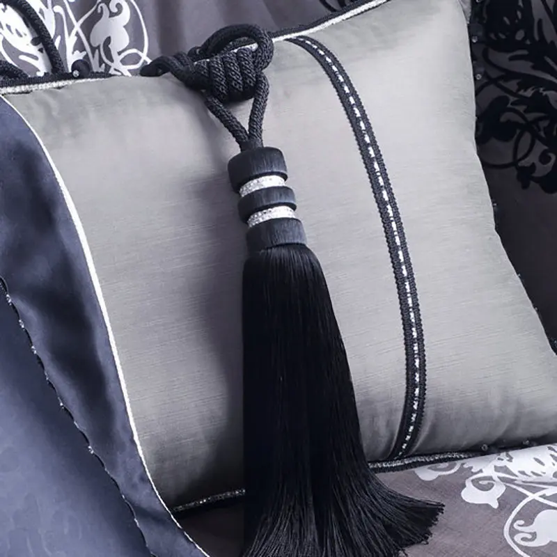 Luxury Crystal Tassel Curtain TieBacks Black Window Drape Holder with Hanging Ball Decor Premium Home Decor Curtain Accessory