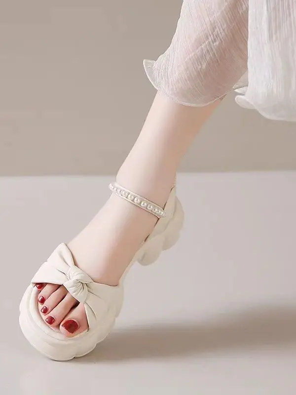 Casual Pearl Embellied Thi Heel Roman Sle Damessandalen Comfortabele leren bovenkleding Zomerslip-On oes