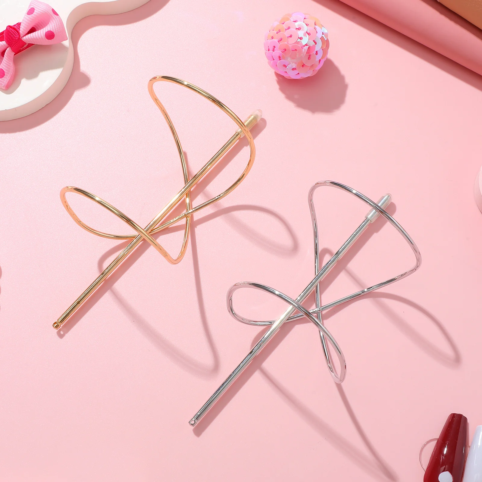 

2Pcs Vintage Metal Hairpins Gold Hair Bun Clip Simple Bun Holder Secure Hair Slide Perfect Gift for Party Travel Women