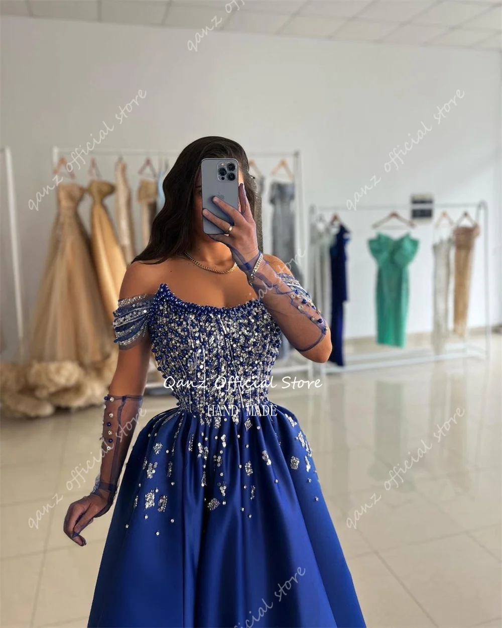 Qanz Elegant Evening Dresses Luxury Off the Shoulder Prom Dresses No Gloves Royal Blue Satin Slit Vestidos De Noche Customized