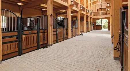 Customized Sizes Portable Horse Stables Compliant with European Quality Standards Good Sales and Low Prices for Horse Farms