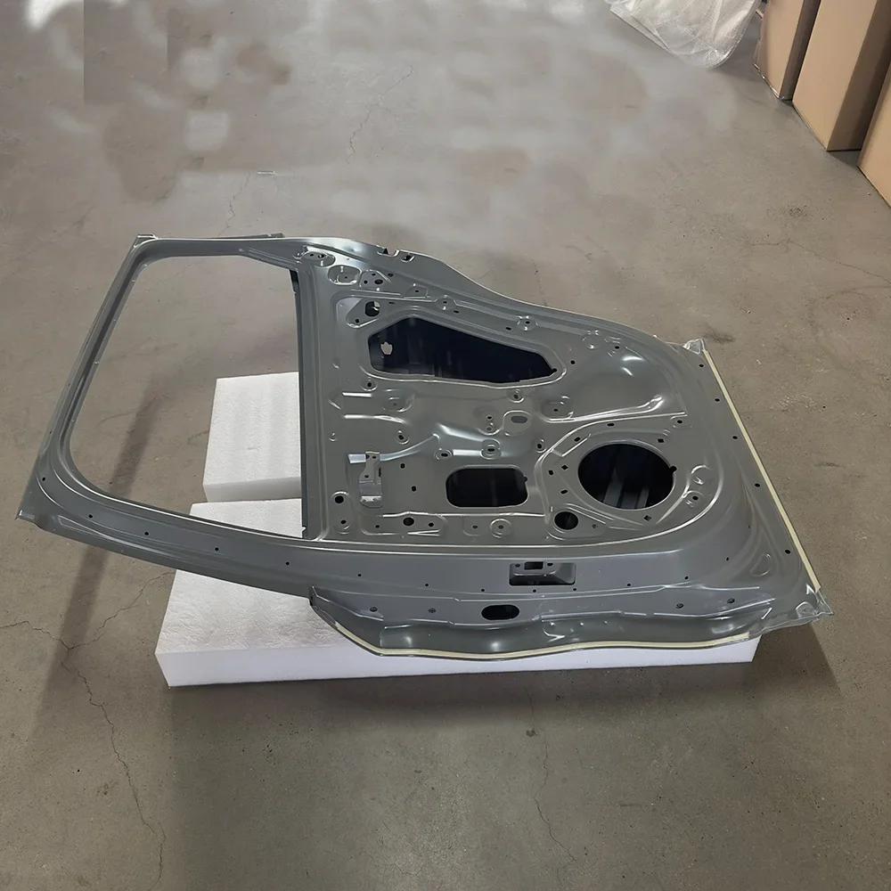 الأصلي ل BYD يوان زائد ATTO 3 أجزاء جسم السيارة باب السيارة الخلفي SC2E-6201019/77