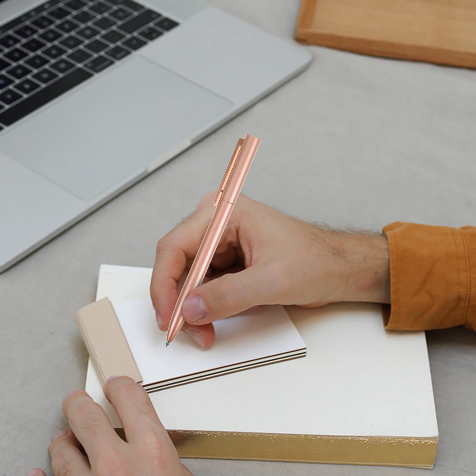 

Black Ballpoint Pen Fine Point Smooth Writing Comfortable Grip For Journaling Office Supplies Signing Documents Japanese