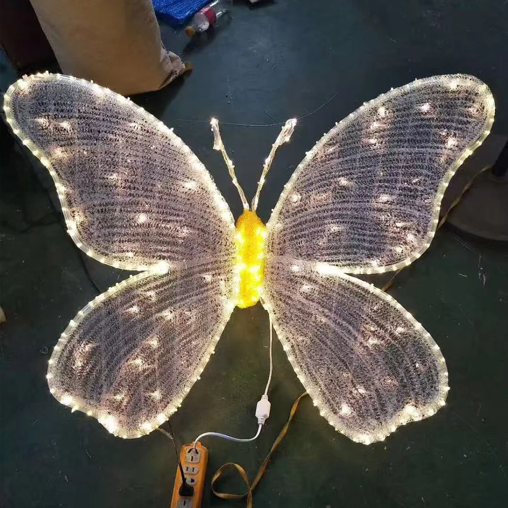 so-Outdoor Animals LED Reindeer Polar Bear Sculpture Landscape Christmas Decorative 3D Led Butterfly Motif Lights！