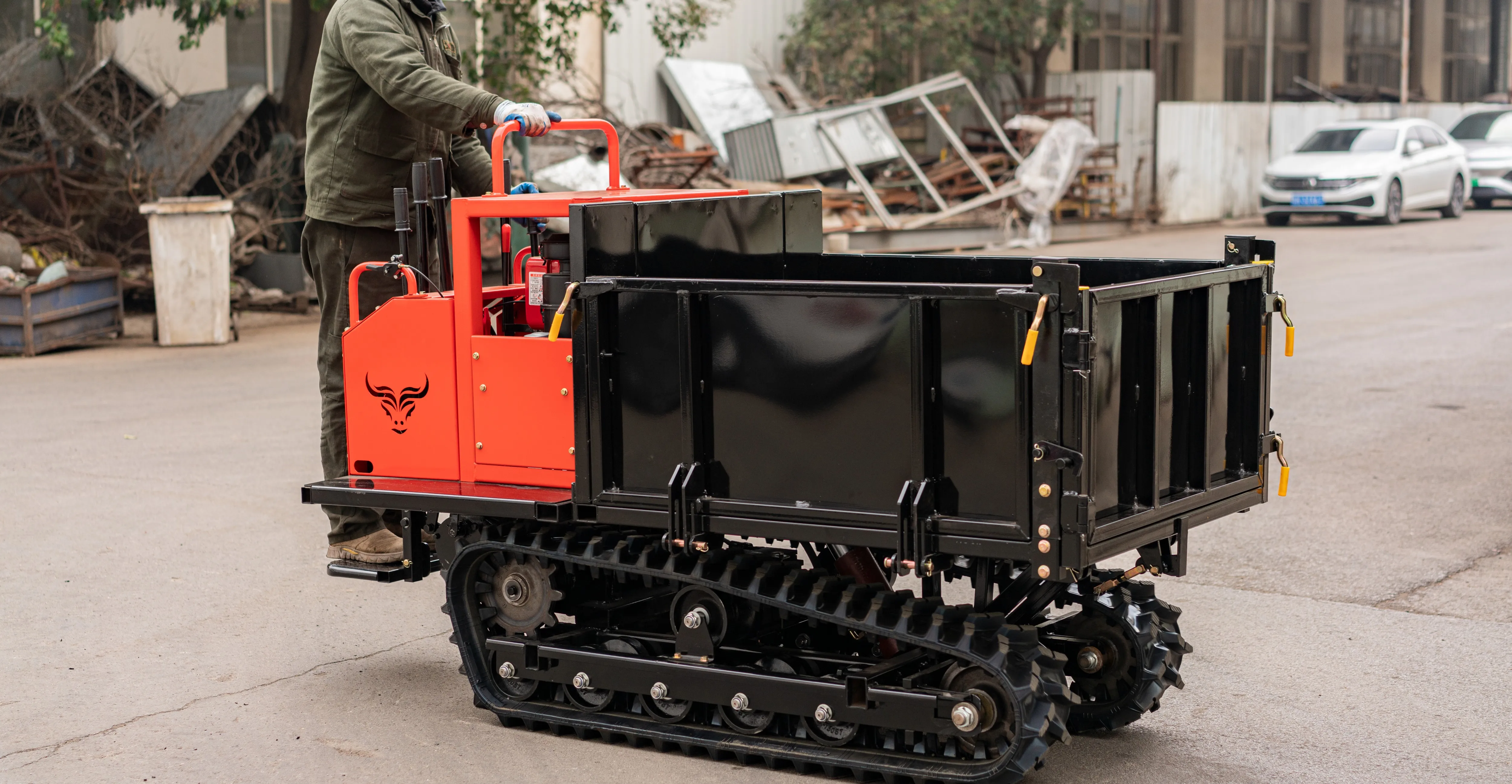 Customized All-terrain 1.5 Ton Walk-behind Diesel Hydraulic Crawler Small Mini Dumper Mini Loader Garden Mini Dumper Crawler Tra