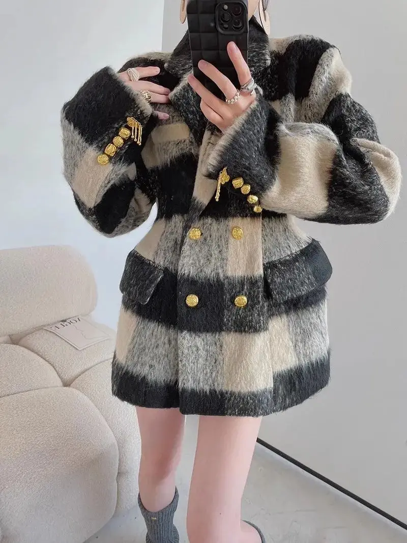 New Thickened Waist Cinching Woolen Suit for Women with a Slimming and Wide Shoulder Korean Style Fashionable Plaid Jacket