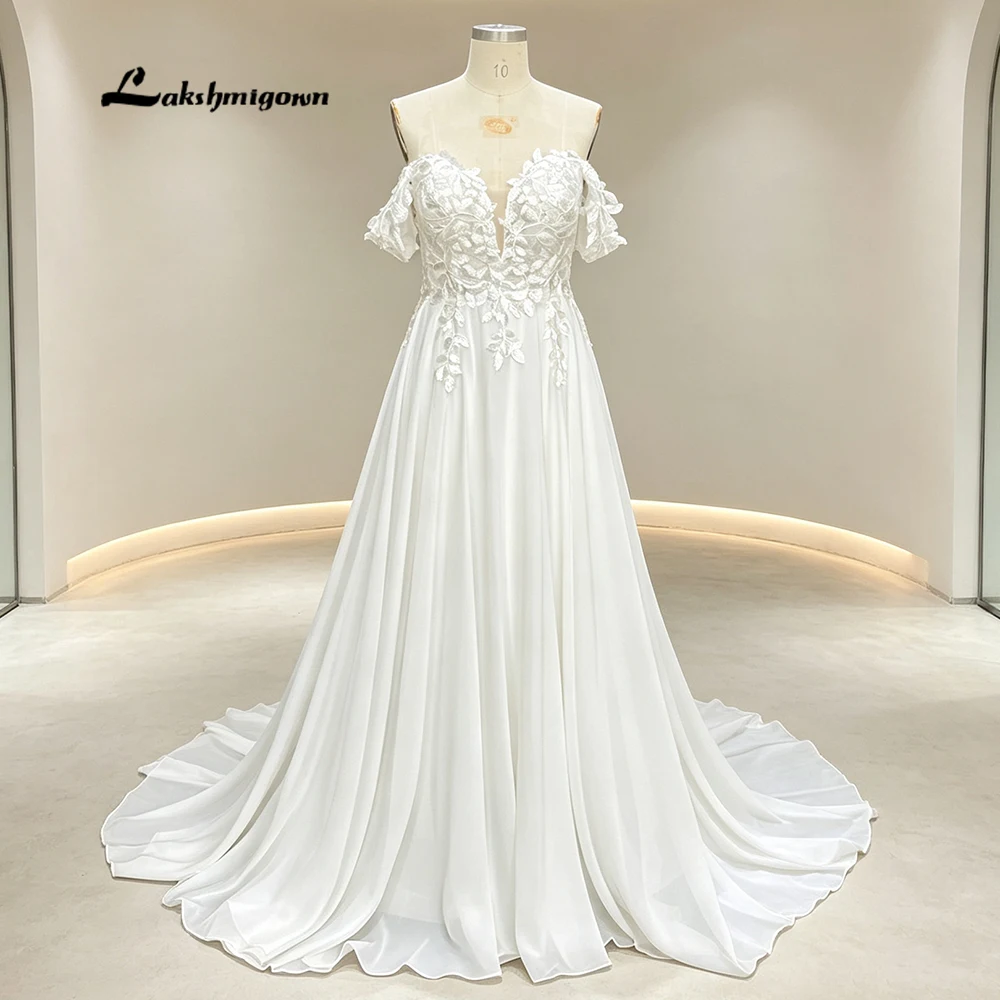 Lakshmigown Boho Brautkleid mit freiem Schulterbereich, Blumenapplikationen, Spitzenoberteil, fließendes Chiffon-A-Linien-Brautkleid, nach Maß gefertigt. – Detail 5