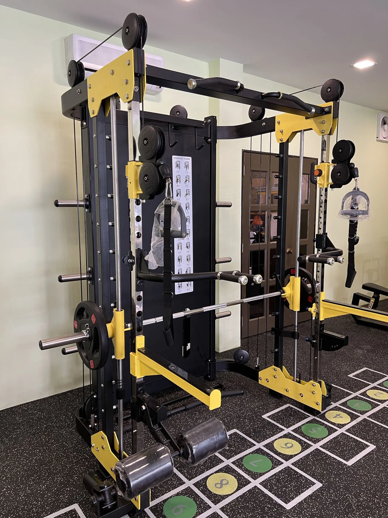 مدرب وظيفي الكل في واحد للاستخدام المنزلي LDH-1080 آلة سميث المعدنية ومعدات اللياقة البدنية لرف القرفصاء