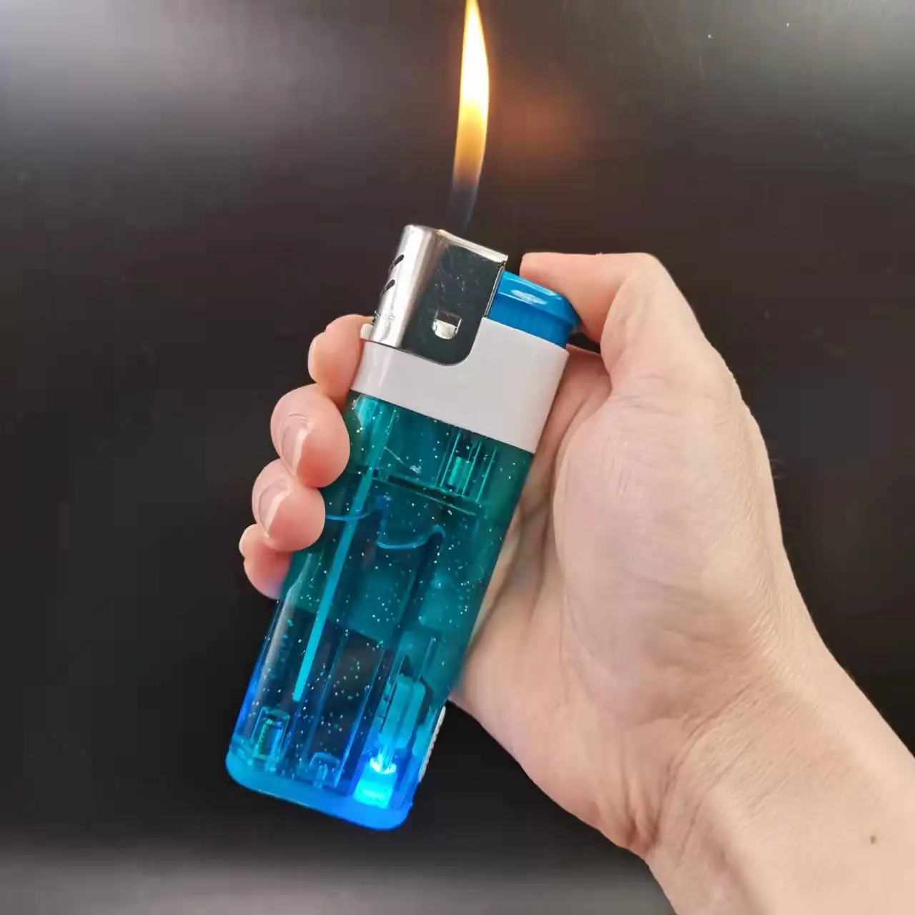 Oversized Large Capacity Thick Explosion-Proof Lighter Household Convenience Store Durable Smoking Lighter Men Accessories Gift