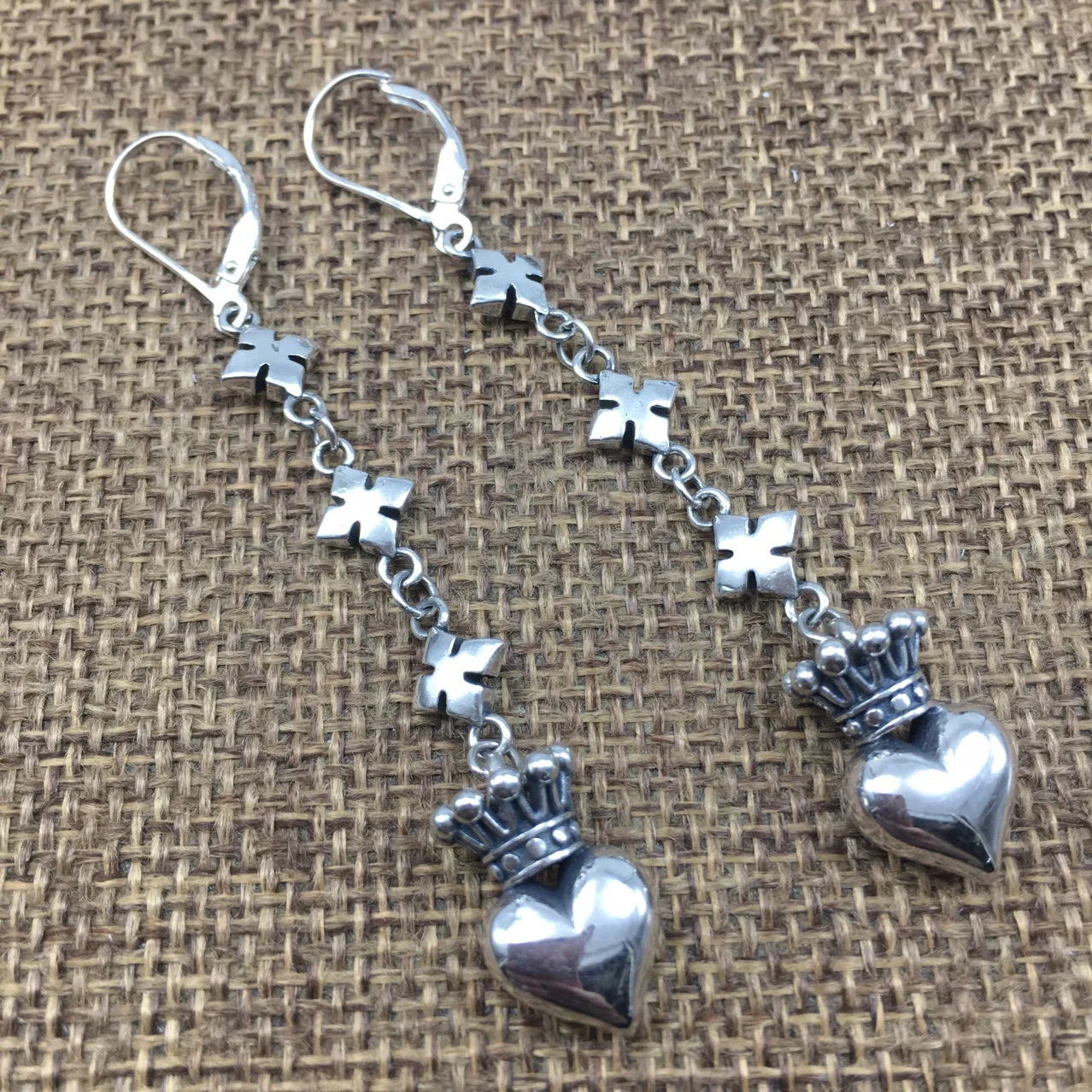 

Crown heart earrings Thai Silver 925 sterling silver Handmade Jewelry earrings vintage jewelry women's long earrings