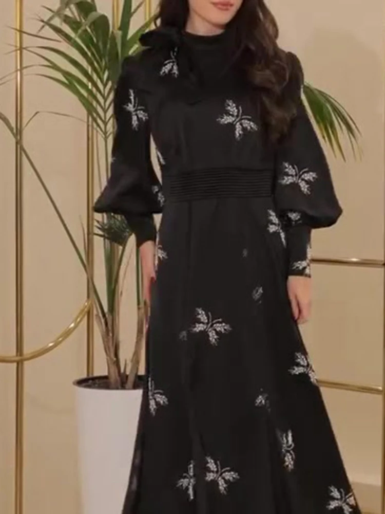 Elegancka sukienka maxi z plisami i nadrukiem, nowa jesienna sukienka bankietowa z wysokim stanem, damska sukienka vintage z długim rękawem typu latarnia, dopasowana satynowa sukienka.