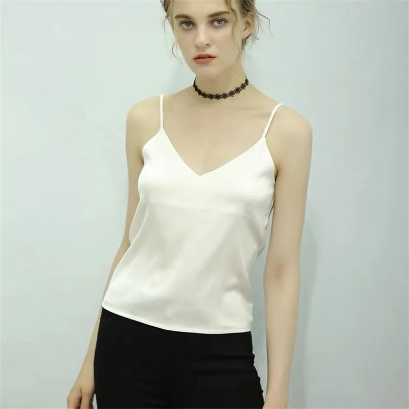 Top con tirantes finos para mujer, camisola básica blanca con cuello Halter y cuello en V, camisetas sin mangas de seda satinada, camisola de verano para mujer de talla grande