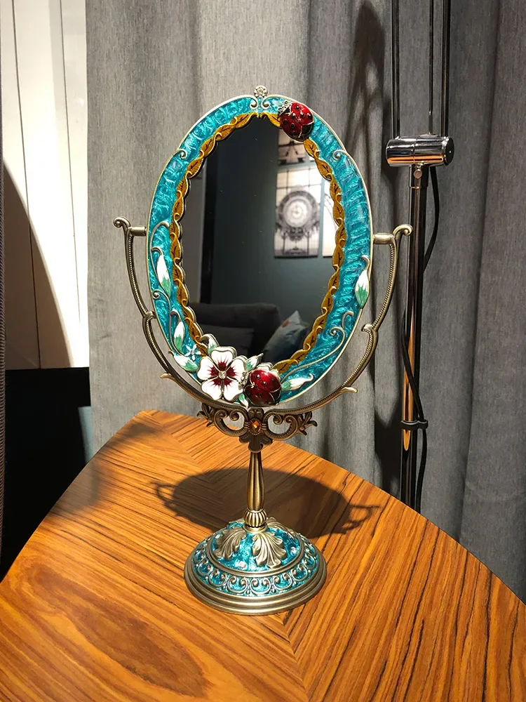 7-inch and 8-inch retro carved metal single-sided dressing table mirror (photos can be placed at the back)