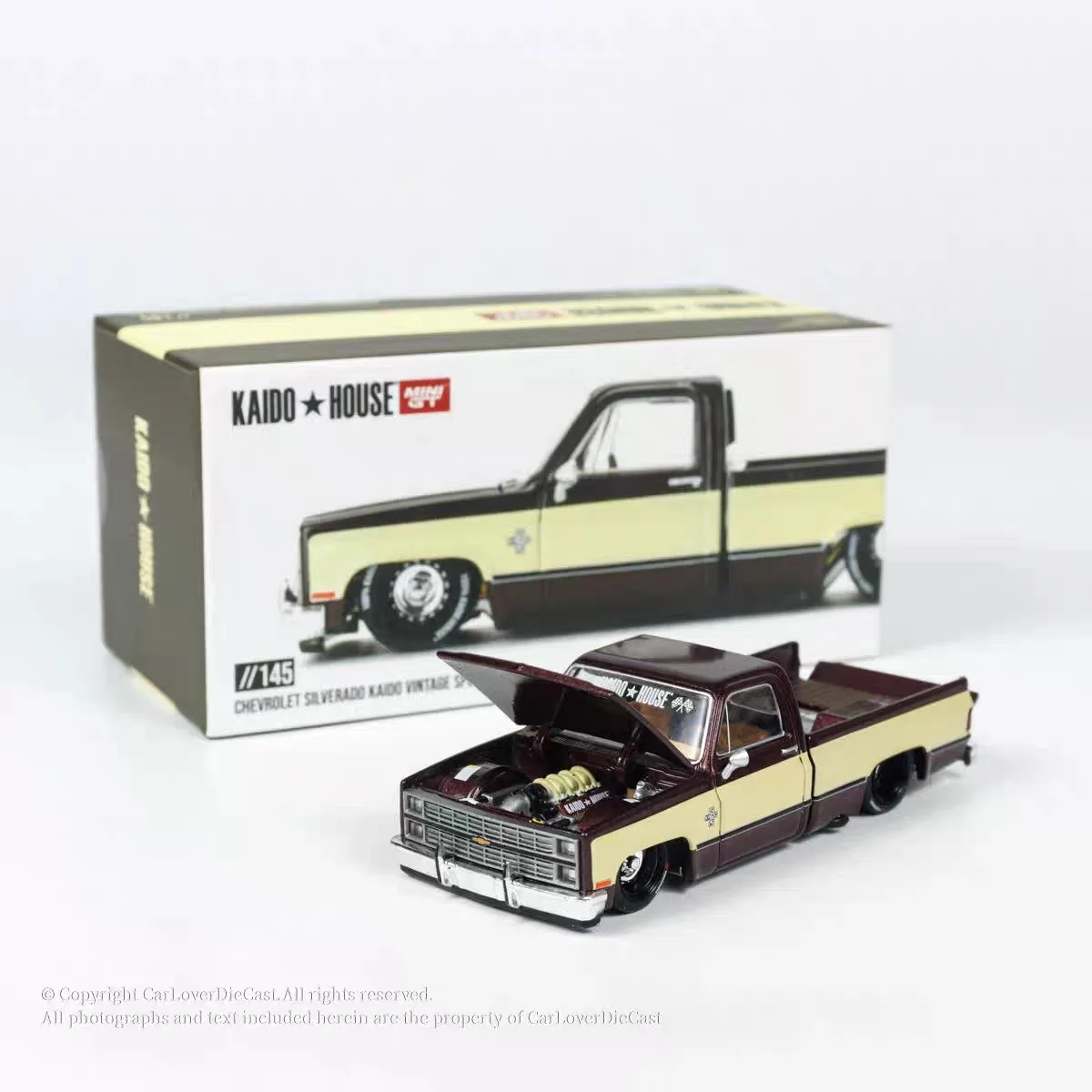 KAIDO&MINIGT 1:64 Chevrolet Silverado Spec V1 alloy car model