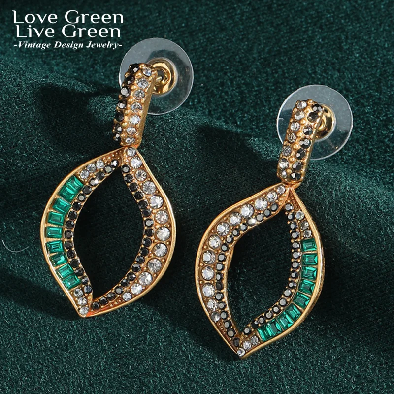 

Vintage Emerald Luxury Green Leaf Drop Earring For Woman Hollow Out Gold Color Rhinestone Jewelry Trends 2026 High Quality Party