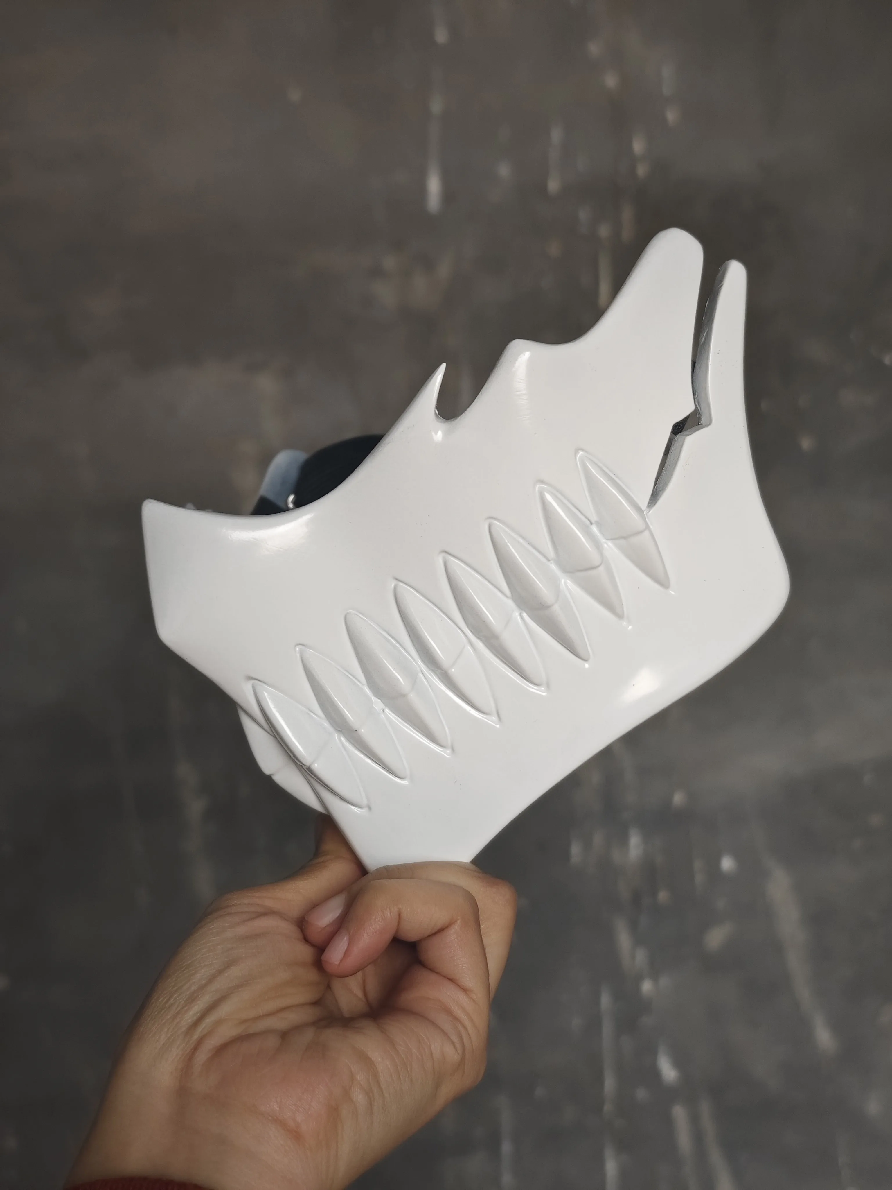 

Helibel Espada Arrancar Cosplay Mask - Fiberglass Anime Mask for TikTok Videos, Bleach Cosplay Props & Halloween Accessories