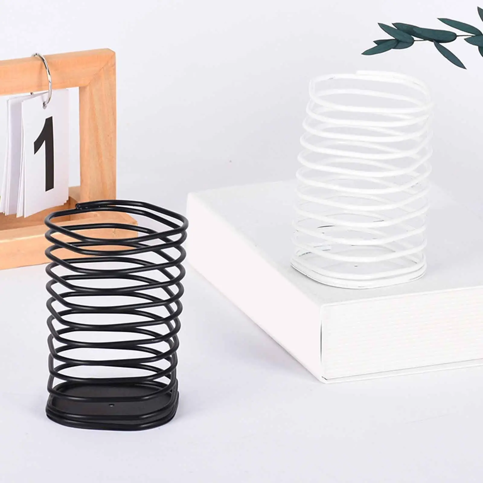 Pen Holder Decoration Home Decor Spring Design Gift Marker Holder Desktop Organizer for Home Study Room School Workspace Office